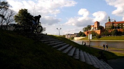 20160515_180759.mp4_snapshot_00.01_[2016.05.15_21.39.58].jak-zmniejszyc-fotke_pl.jpeg