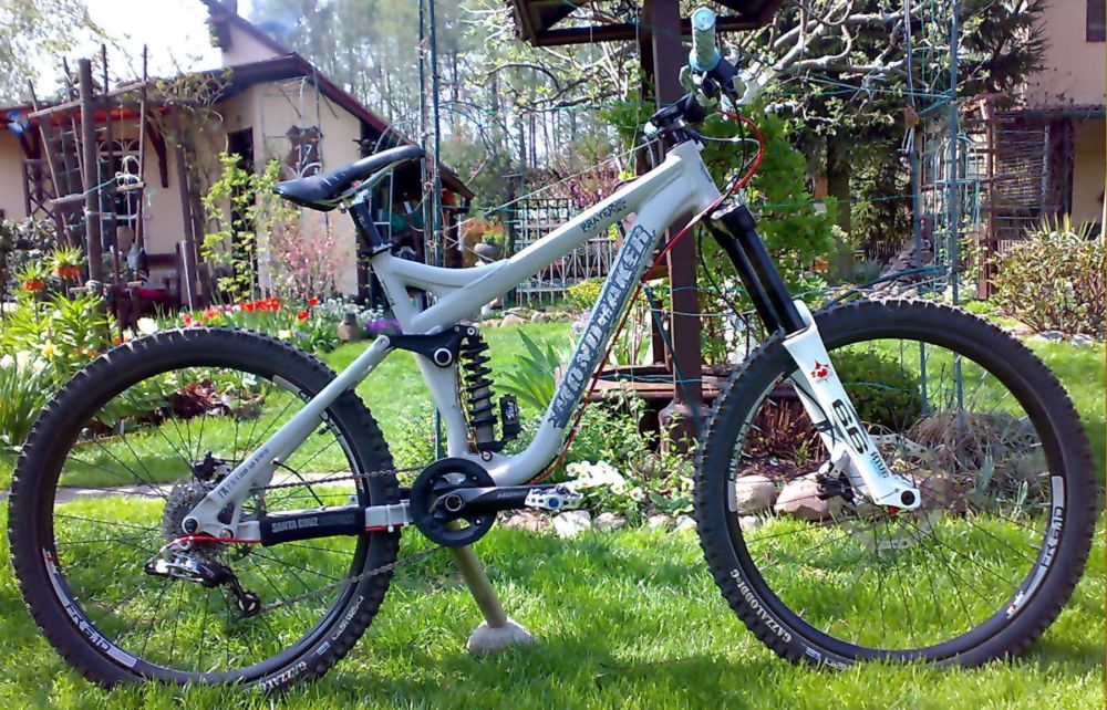 mondraker 003.jpg