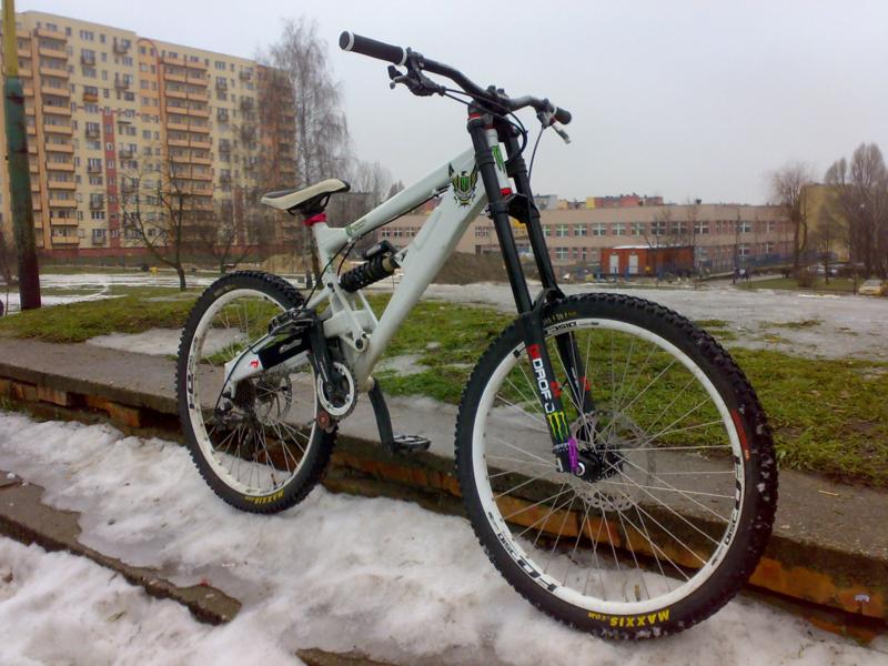 10012011856_800x600.jpg