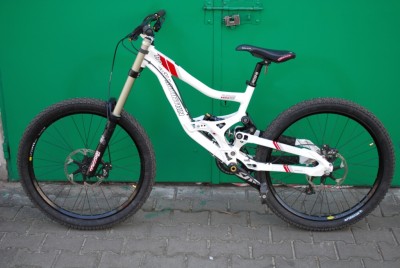 RM2