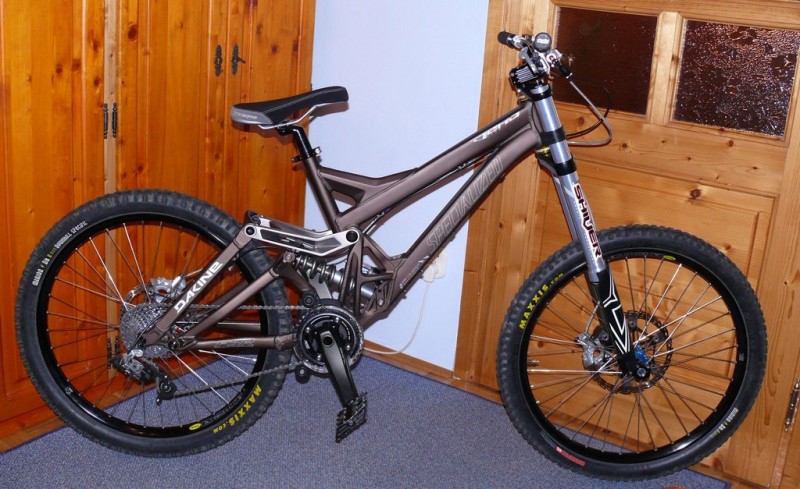 Specialized Demo 9 Pro Shiver DC DH zone Downhill MTB Enduro Freeride Najwi kszy polski portal kolarstwa goskiego